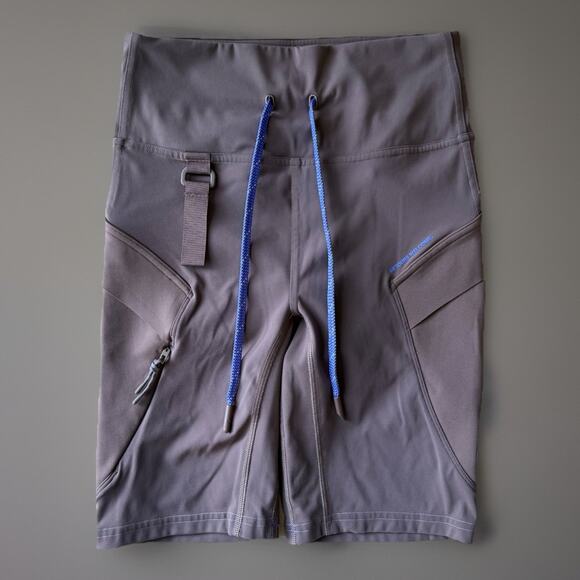 Lululemon Cargo Supper High Rise Hiking Shorts 4 Mauve Athleisure - Picture 1 of 6